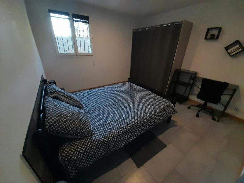 Appartement Spacieux &Tres Calme. Spacious & Very Quiet Apartment. Carros Esterno foto
